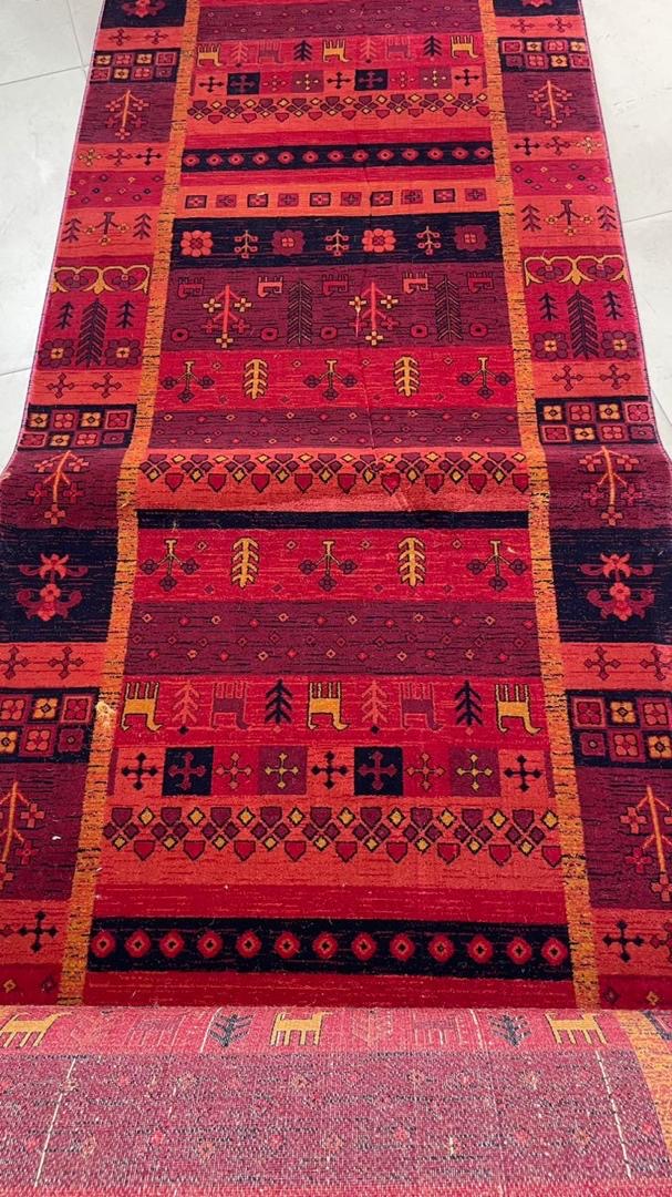 کناره فرش لاکی